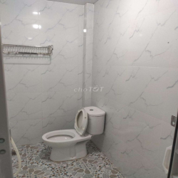Thuê nhà nguyên căn Hoàng Quốc Việt, An Bình