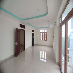 Biệt thự 10x20 3 lầu căn góc cực đẹp