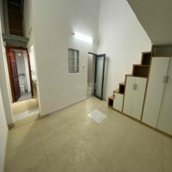 Khai trương phòng mới gần ĐH Huflit- Huit