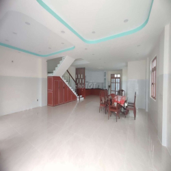 Biệt thự 10x20 3 lầu căn góc cực đẹp