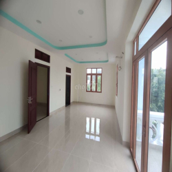 Biệt thự 10x20 3 lầu căn góc cực đẹp