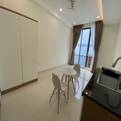 PHÒNG MỚI FULL NỘI THẤT CÓ MÁY LẠNH GẦN NGÃ TƯ HÀNG XANH