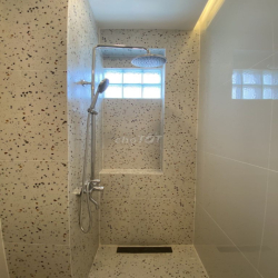 PHÒNG MỚI FULL NỘI THẤT CÓ MÁY LẠNH GẦN NGÃ TƯ HÀNG XANH