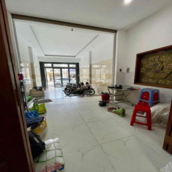 Cho thuê nguyên căn 3 Lầu MT đường thuận tiện kinh doanh VP Hiệp Bình