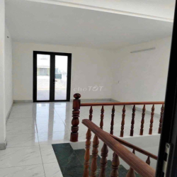 Cho thuê nguyên căn 3 Lầu MT đường thuận tiện kinh doanh VP Hiệp Bình