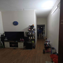 Cần cho thuê căn hộ tập thể Bộ GD- ĐT