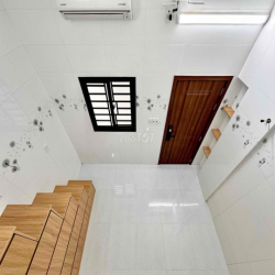 🌾Cho Thuê Phòng Gác Siêu Rộng Ngay Dương Quảng Hàm Gò Vấp rộng 40m2