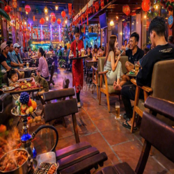 cần sang quán cà phê có phòng ở lại