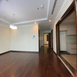 Cho thuê *** 1 căn Vincom Center tầng 21 có sân vườn, 3PN cực đẹp