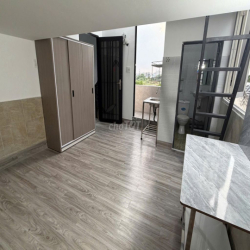 Cho thuê phòng trọ Bình Lợi Bình Thạnh: có gác, bancông, full nội thất