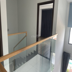 Tôi cần cho thuê căn Duplex Pegasuite 2 - Giá tốt: 12tr500