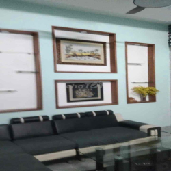 Nhà nguyên căn. Hình thật 100%. 2 lầu, sân thượng