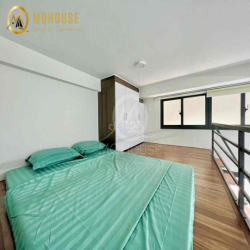 Duplex Khổng Lồ 40m2 Tone Trắng Mới Tinh Ngay CMT8