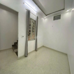 Cho thuê nhà lâu dài Kiều Sơn 3,5 tầng; Ưu tiên gia đình