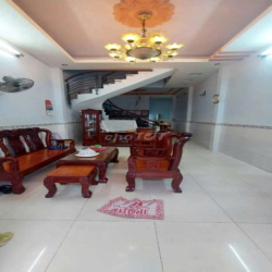 Cho thuê nhà nguyên căn Gò Vấp - 2PN , 2WC, Sân xe, 1 máy lạnh. HXH