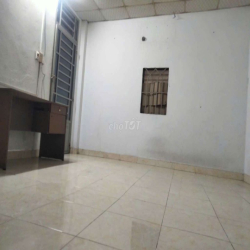 Cho thuê nhà nhỏ, Trệt 1 lầu, HXH, Thăng Long P4 Tân Bình