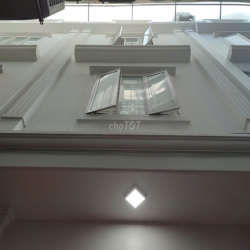 Cho thuê nhà lâu dài Kiều Sơn 3,5 tầng; Ưu tiên gia đình