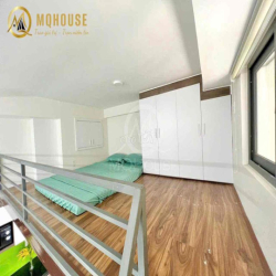 Duplex Khổng Lồ 40m2 Tone Trắng Mới Tinh Ngay CMT8