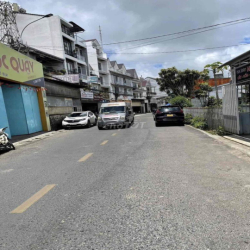 CẦN CHO THUÊ NHÀ SÂN VƯỜN ĐƯỜNG AN BÌNH