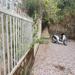 CẦN CHO THUÊ NHÀ SÂN VƯỜN ĐƯỜNG AN BÌNH