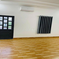 CHO THUÊ NHÀ TRỆT LẦU CÓ NỘI THẤT GẦN BÊN XE TÂN ĐÔNG HIỆP DĨ AN