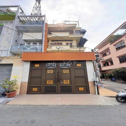 Nhà GÓC  kết hợp dưới bán cfe trên làm văn phòng khu VIP Lữ Gia