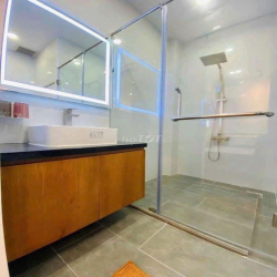 Cho Thuê Gấp HXH Nhà Mới Xây Ngày Lý Thường Kiệt, Q10, Giá 15 Tr/Th.