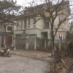 Cho thuê biệt thự nguyên căn 23 (BT2-17) 250m2 Tân Tây Đô