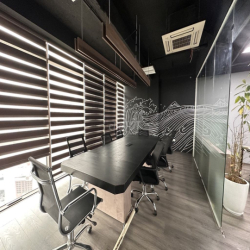 Văn phòng 140m² tại số 19 Nguyễn Trãi. Giá 17 triệu.