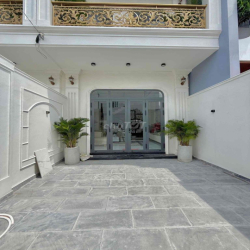 Nhà Tân cổ điển mới Mỹ Tho