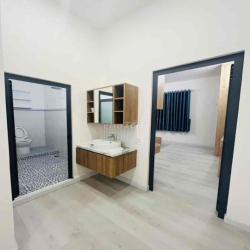 CHO THUÊ NHÀ TRỆT 1 LẦU MỚI - CÓ HẺM HÔNG  - FULL NỘI THẤT - KDC HỒNG