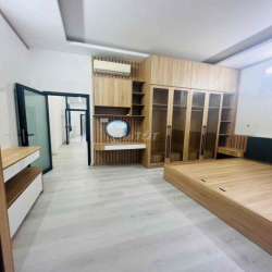 CHO THUÊ NHÀ TRỆT 1 LẦU MỚI - CÓ HẺM HÔNG  - FULL NỘI THẤT - KDC HỒNG