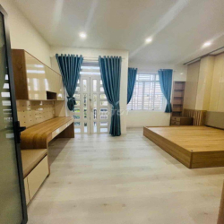 CHO THUÊ NHÀ TRỆT 1 LẦU MỚI - CÓ HẺM HÔNG  - FULL NỘI THẤT - KDC HỒNG