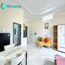 STUDIO BAN CÔNG FULL NỘI THẤT NGAY NHÀ GA T3 - Hoàng Hoa Thám