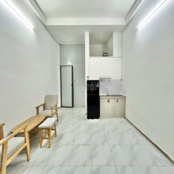 Căn hộ Studio full nội thất gần Parcmall Q8 