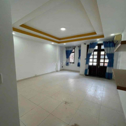 NHÀ ĐẸP 5PN SÂN ĐẬU OTO HBC TĐ