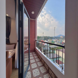 CHO THUÊ CĂN HỘ VIEW ĐẸP FULL NỘI THẤT BAO ĐIỆN NƯỚC  2 PHÒNG NGỦ