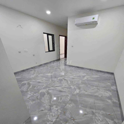 Cho Thuê Nhà 1/ Quang Trung P8