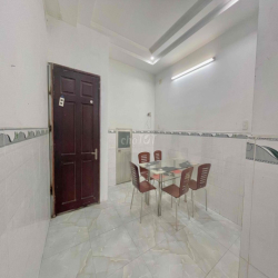 NHÀ CHO THUÊ 1 PN CÓ SÂN SAU RỘNG_NGAY KDC ĐẠI HỌC BÁCH KHOA_GIÁ TỐT