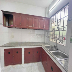 NHÀ CHO THUÊ 1 PN CÓ SÂN SAU RỘNG_NGAY KDC ĐẠI HỌC BÁCH KHOA_GIÁ TỐT