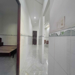 NHÀ CHO THUÊ 1 PN CÓ SÂN SAU RỘNG_NGAY KDC ĐẠI HỌC BÁCH KHOA_GIÁ TỐT