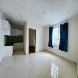 Căn 2 Phòng ngủ có 2 Máy lạnh. Giá thuê chỉ 7 triệu. LH Hương Xem nhà