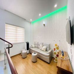 NHÀ NGUYÊN CĂN 156M2, 3PN, 3WC, SÂN VƯỜN, An ninh