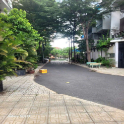 NHÀ BIỆT THỰ 6X20M 1 TRỆT 3 LẦU FULL NỘI THẤT GIÁ TỐT