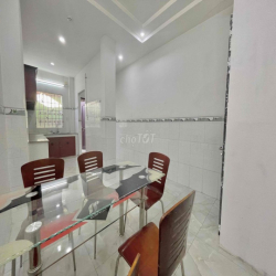 NHÀ CHO THUÊ 1 PN CÓ SÂN SAU RỘNG_NGAY KDC ĐẠI HỌC BÁCH KHOA_GIÁ TỐT