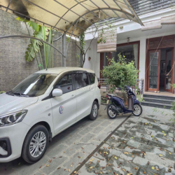 cho thuê nhà sân vườn Âu cơ Tây hồ