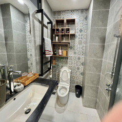 CHO THUÊ NHÀ ĐẸP 4 PHÒNG NGỦ FULL NỘI THẤT KHU VCN PHƯỚC LONG