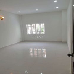 CHO THUÊ MẶT TIỀN GIÁP KCN TÂN BÌNH - ẢON TÂN PHÚ 4*25M 3TẦNG 4PN-3WC