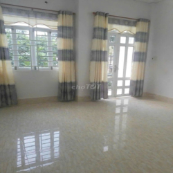 Nhà 1 trệt, 1 lầu, lộ giới 12m, có sân trước đậu xe, đường B29 KDC 91B