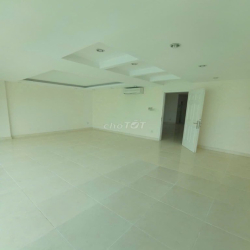 🍁🍁🍁 NHÀ TRỐNG SUỐT_HXH NGUYỄN TRỌNG TUYỂN_Q.PN_8x20m, TRỆT 3 LẦU